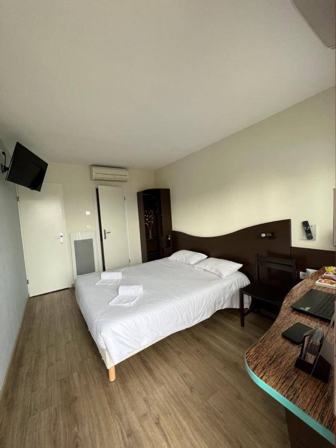 Contact Hotel Fontenay Le Comte Kültér fotó